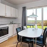 Modern Seaside Retreat - By Traum Feriehus Emmerlev